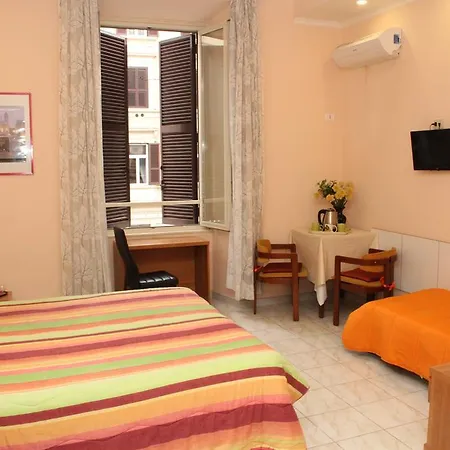 Konukevi Premier Cavour 3*